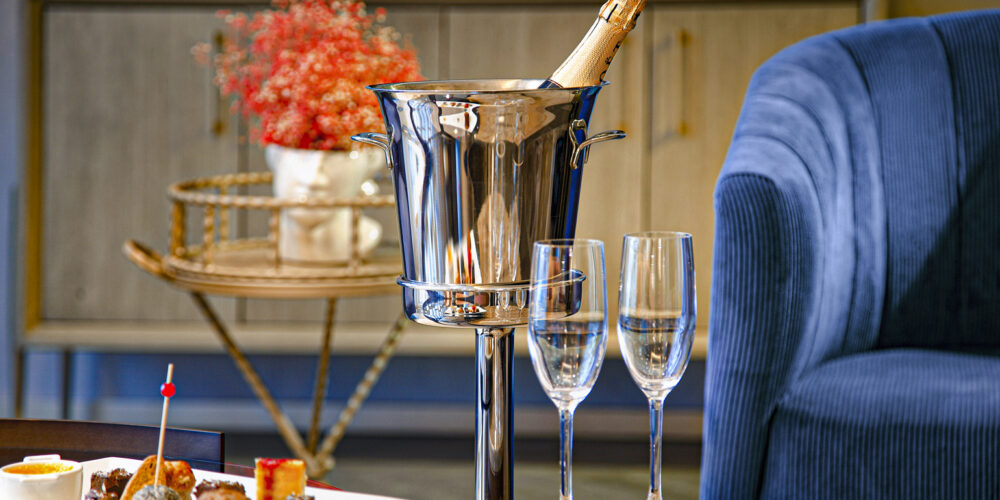 CHAMPAGNE SET UP CHAMPAGNE SET UP