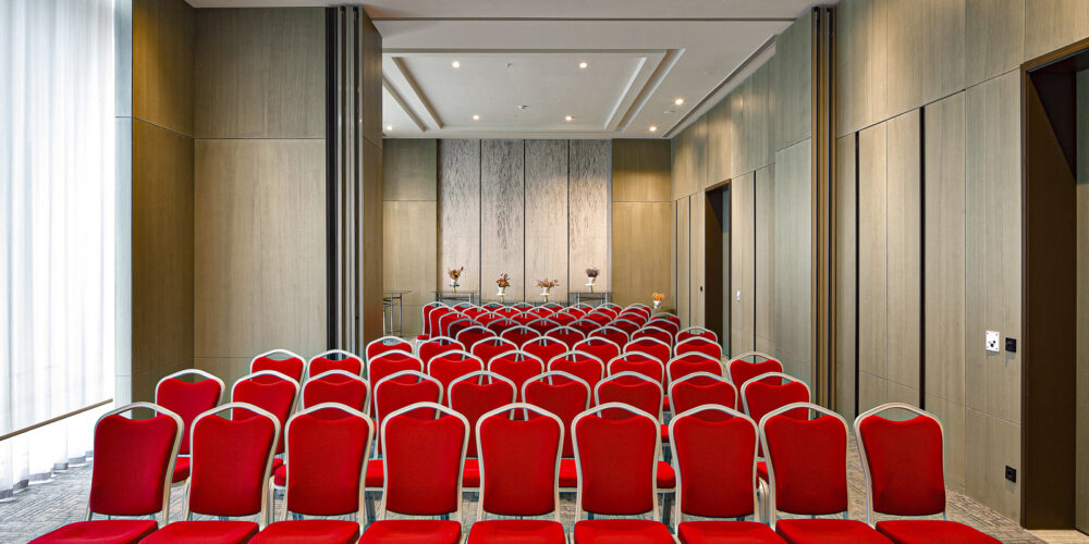 MEETING ROOM 4 MEETING ROOM 4